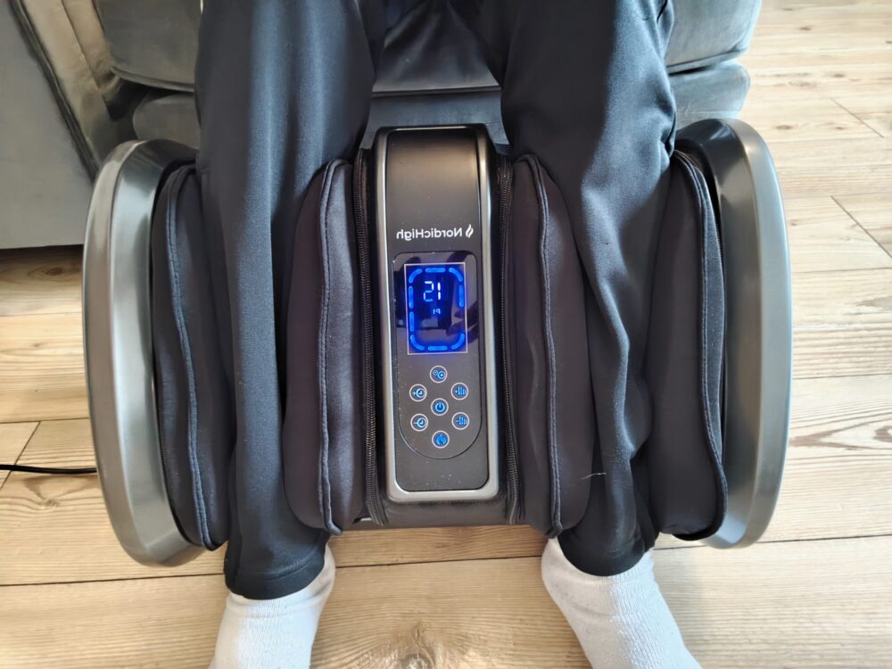 NordicHigh Fodmassager Pro+ massage af lægge